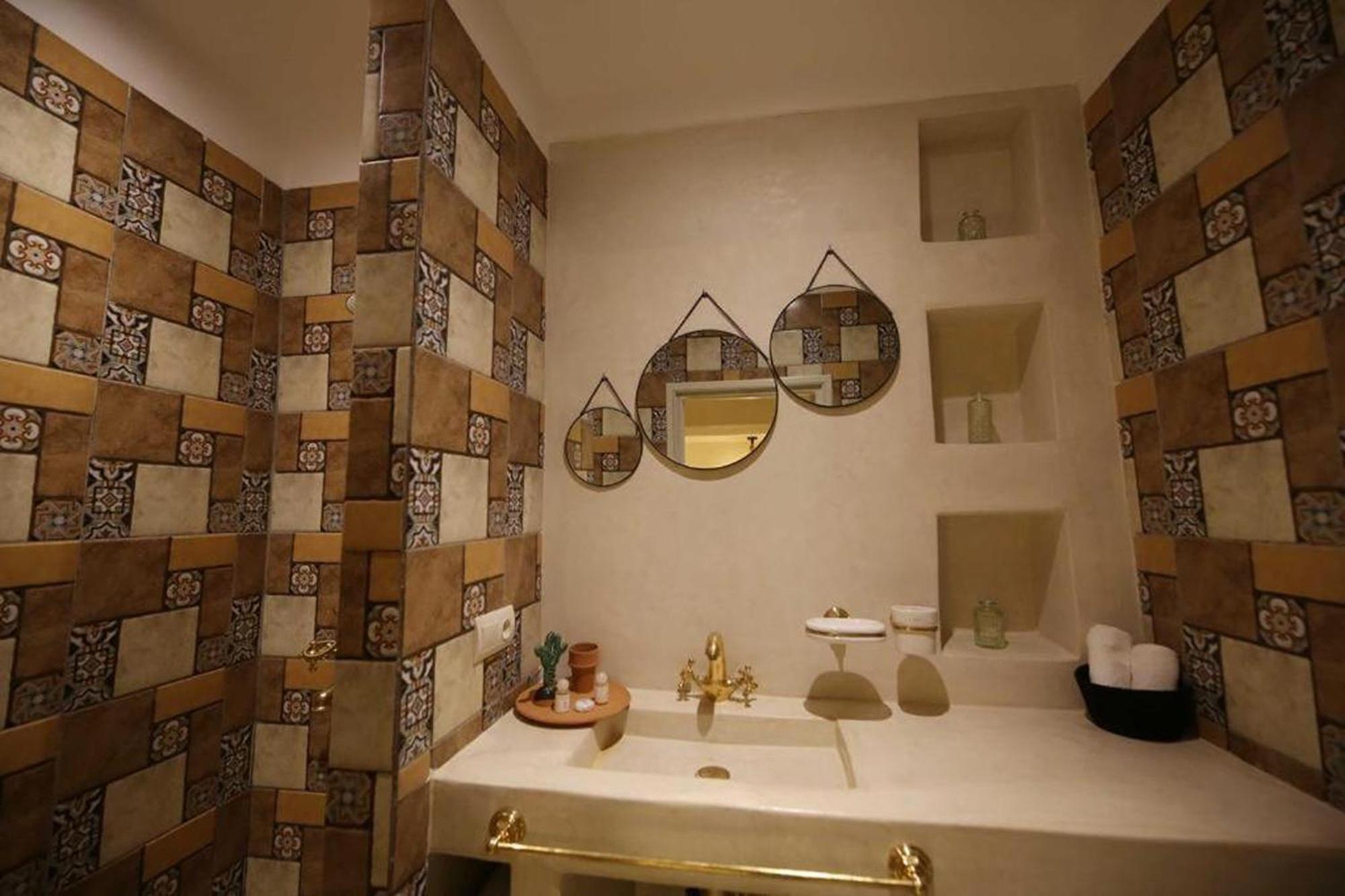 Riad Oum H&N Sidi Abdallah Ghiat エクステリア 写真